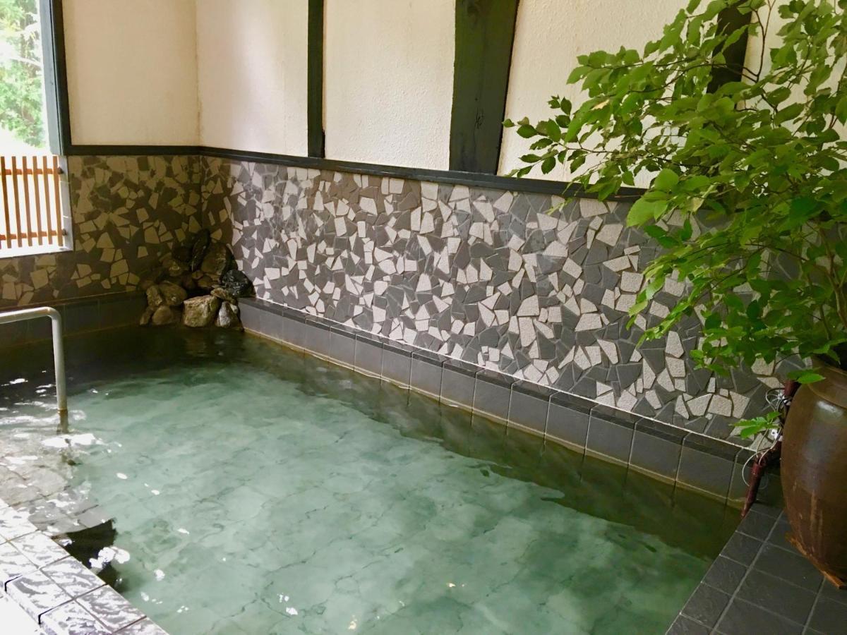 Hôtel Yamanosho à Yuzawa  Extérieur photo